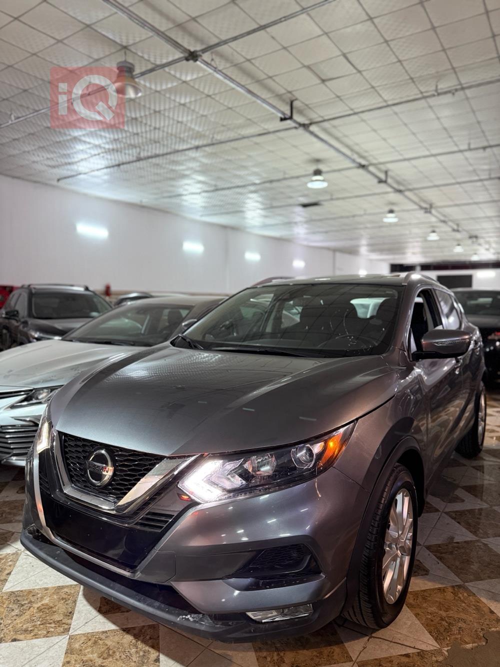 نيسان قاشقاي